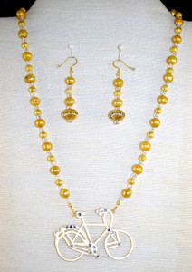 Full view of necklace set