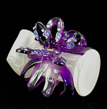 3/4 front of transparent purple clip