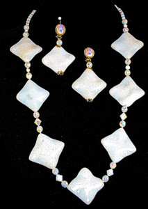 Full view of necklace set