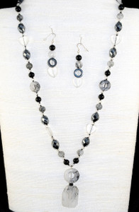 Full View of Necklace set