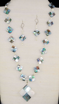 Full view of 24" necklace set on 2-D white bust