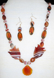 View of Entire necklace set