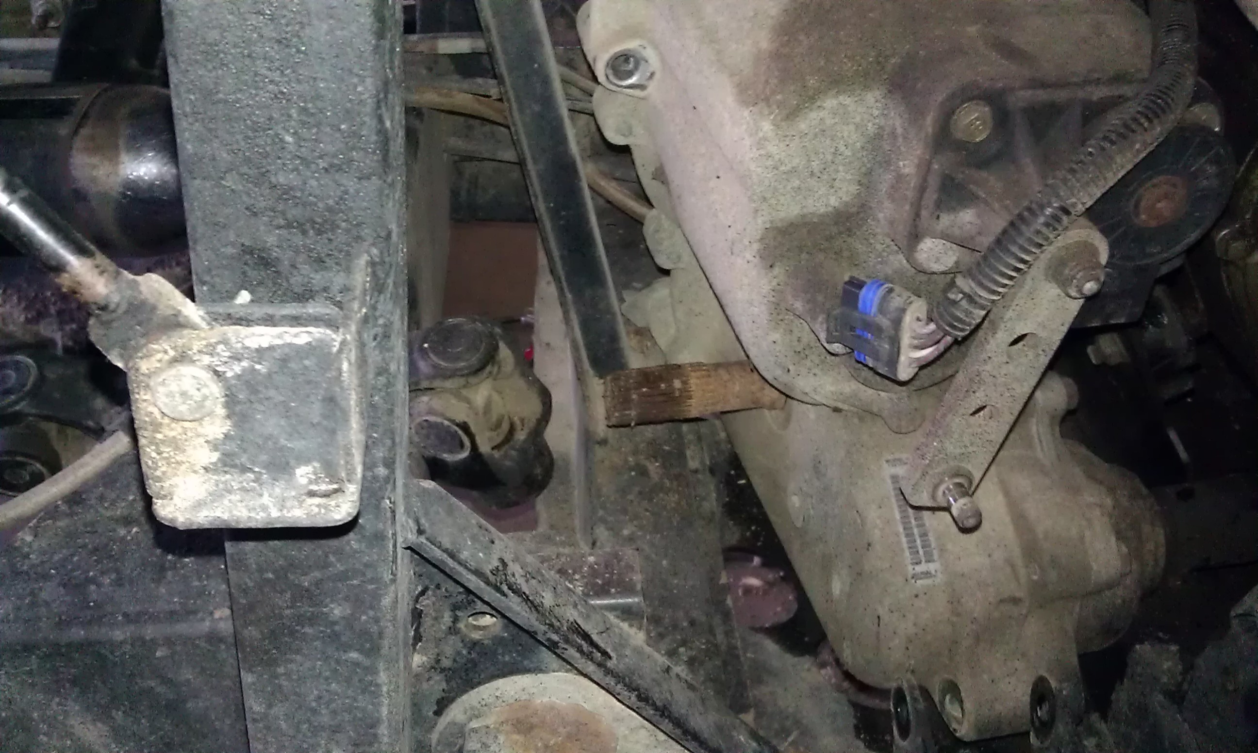 rear-driveshaft-removal.jpg