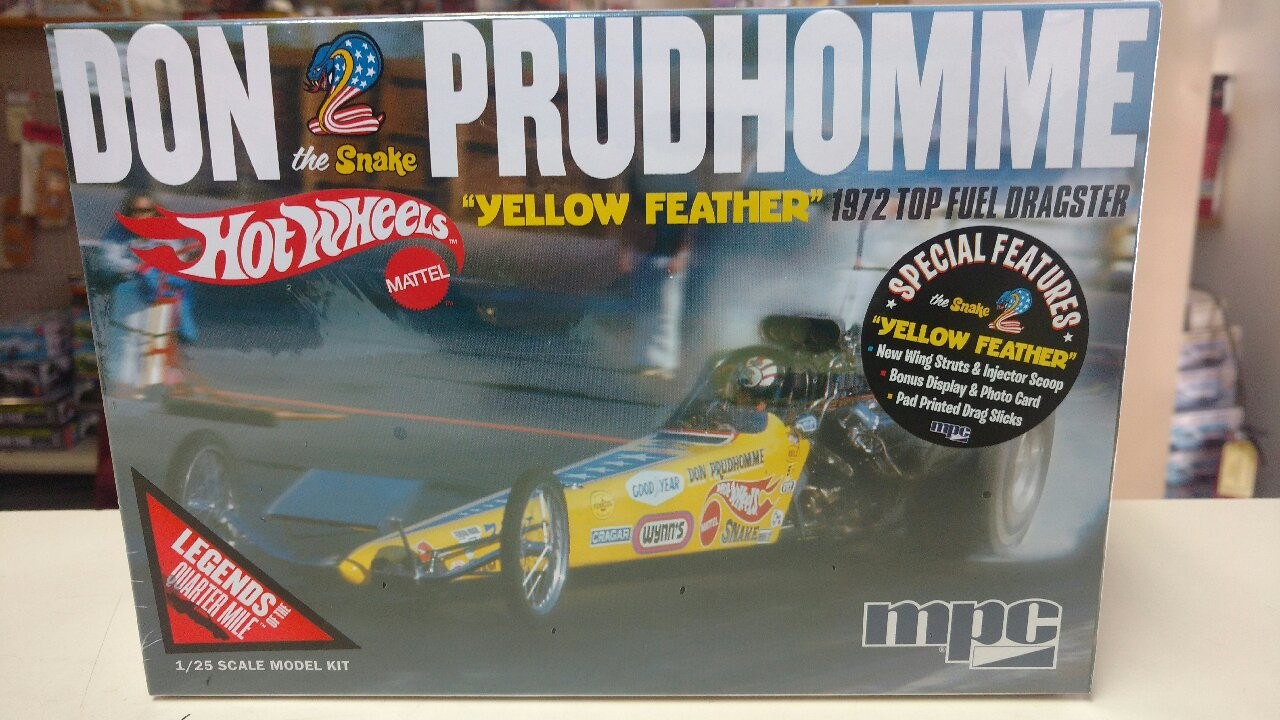 WOW!Curved SNAKE RACE CAR DRAG RACING Yellow Feather DRAGSTER Don Prudhomme