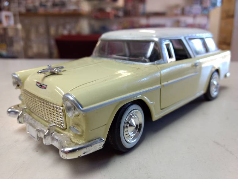 amt 55 chevy nomad