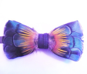 FEATHER  BOW TIE 42