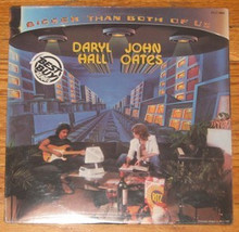 HALL, DARYL & JOHN OATES - Bigger Than Both Of Us