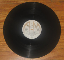 BELL & JAMES - Livin' It Up  12"