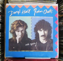 HALL, DARYL & JOHN OATES - Ooh Yeah