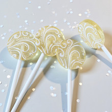 wedding lollipops, wedding favors, wedding candy, clear lollipops, elegant lollipops, white lollipops, bridal shower lollipops, baby shower lollipops, christening lollipops, baptism lollipops, first communion lollipops, natural lollipops, organic lollipops, ribbon lollipops, custom lollipops, vegan lollipops