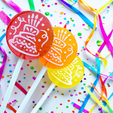 happy birthday, birthday, birthday lollipops, cake, cake lollipops, party lollipops, birthday boy, birthday girl, party favors, party gifts, party decorations, party decor, fruit lollipops, vegan lollipops, natural lollipops, organic lollipops, birthday party