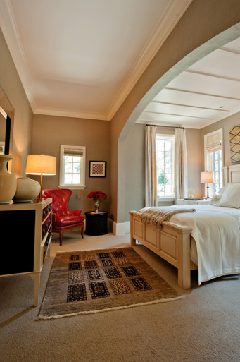Bed & Dresser