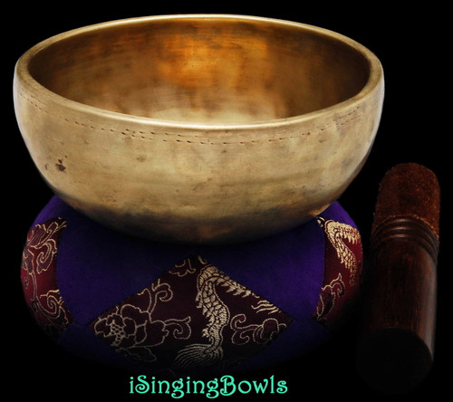 Antique Tibetan singing bowl #8869