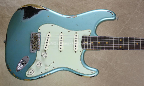 Fender Custom Shop NAMM Strat '62 Heavy Relic Stratocaster Teal Green Metallic Over Black