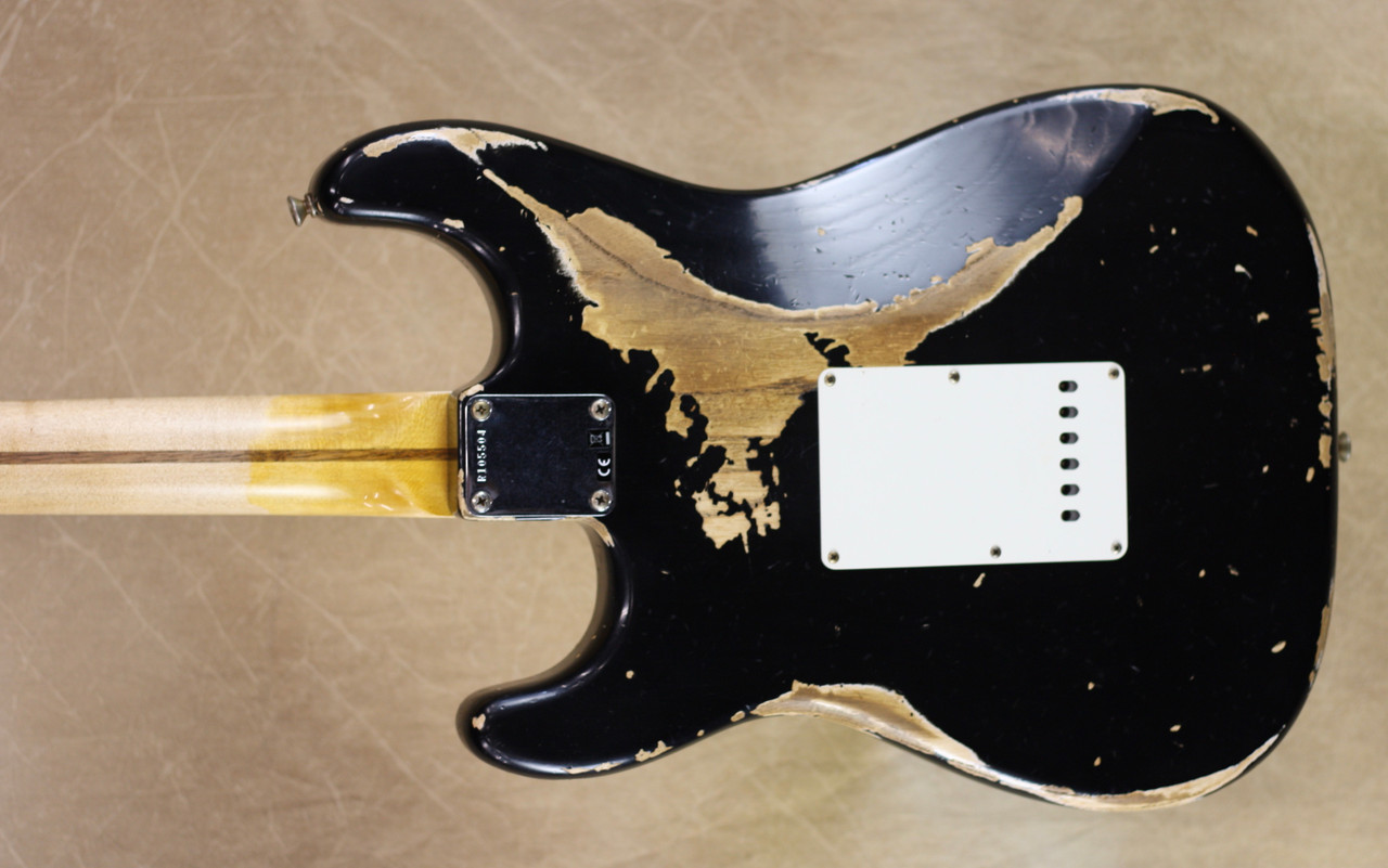 国内正規□ Custom HardRelic Black Stratocaster - 通販