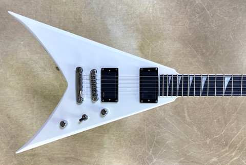 Jackson Pro Series King V KVTMG Snow White Guitar