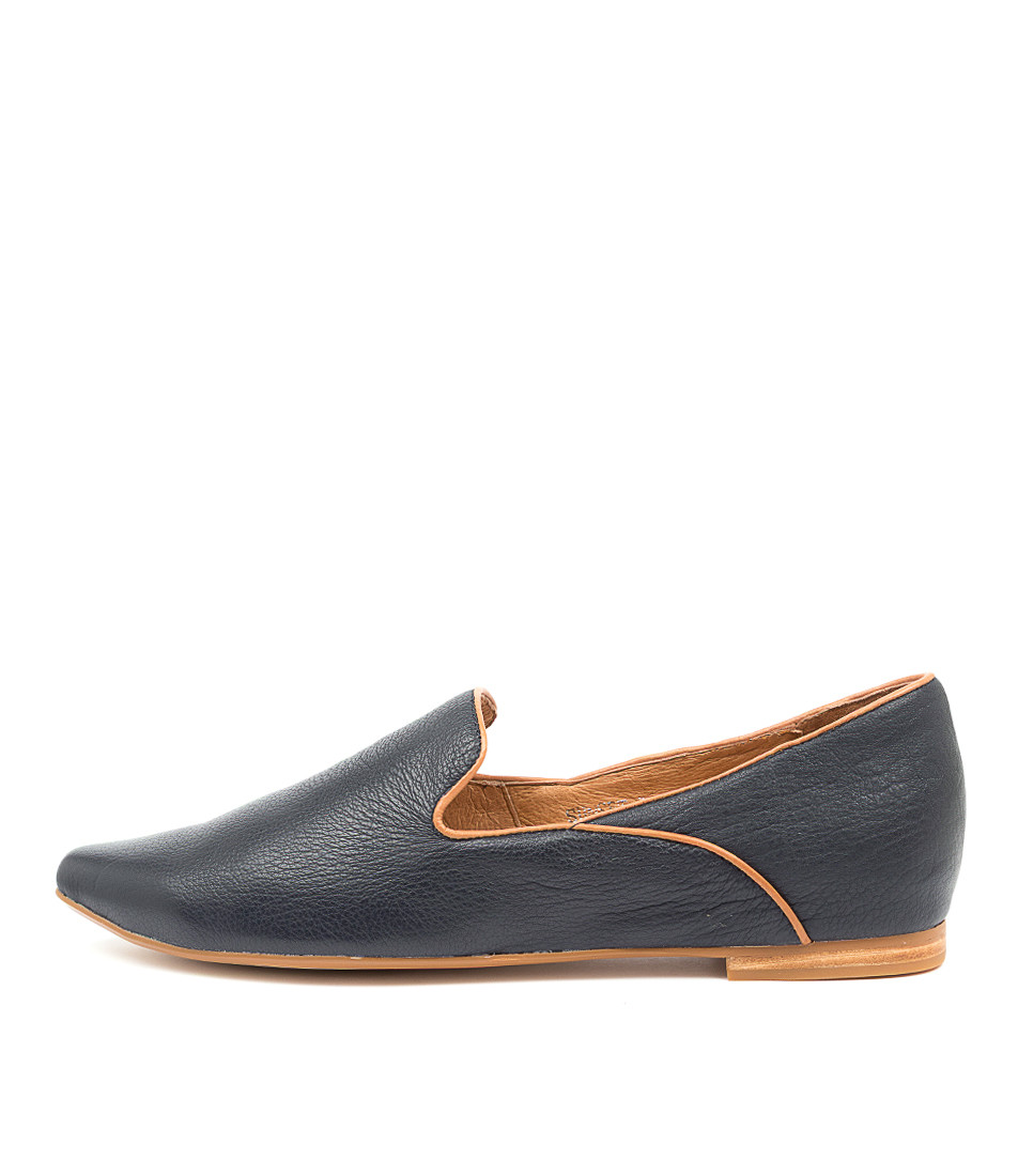 navy leather flat shoes