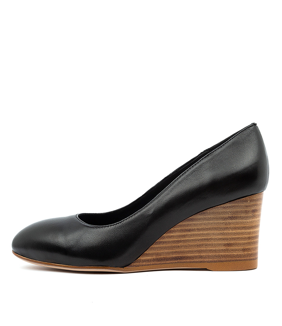 MELVINA Wedge Heels in Black Leather 