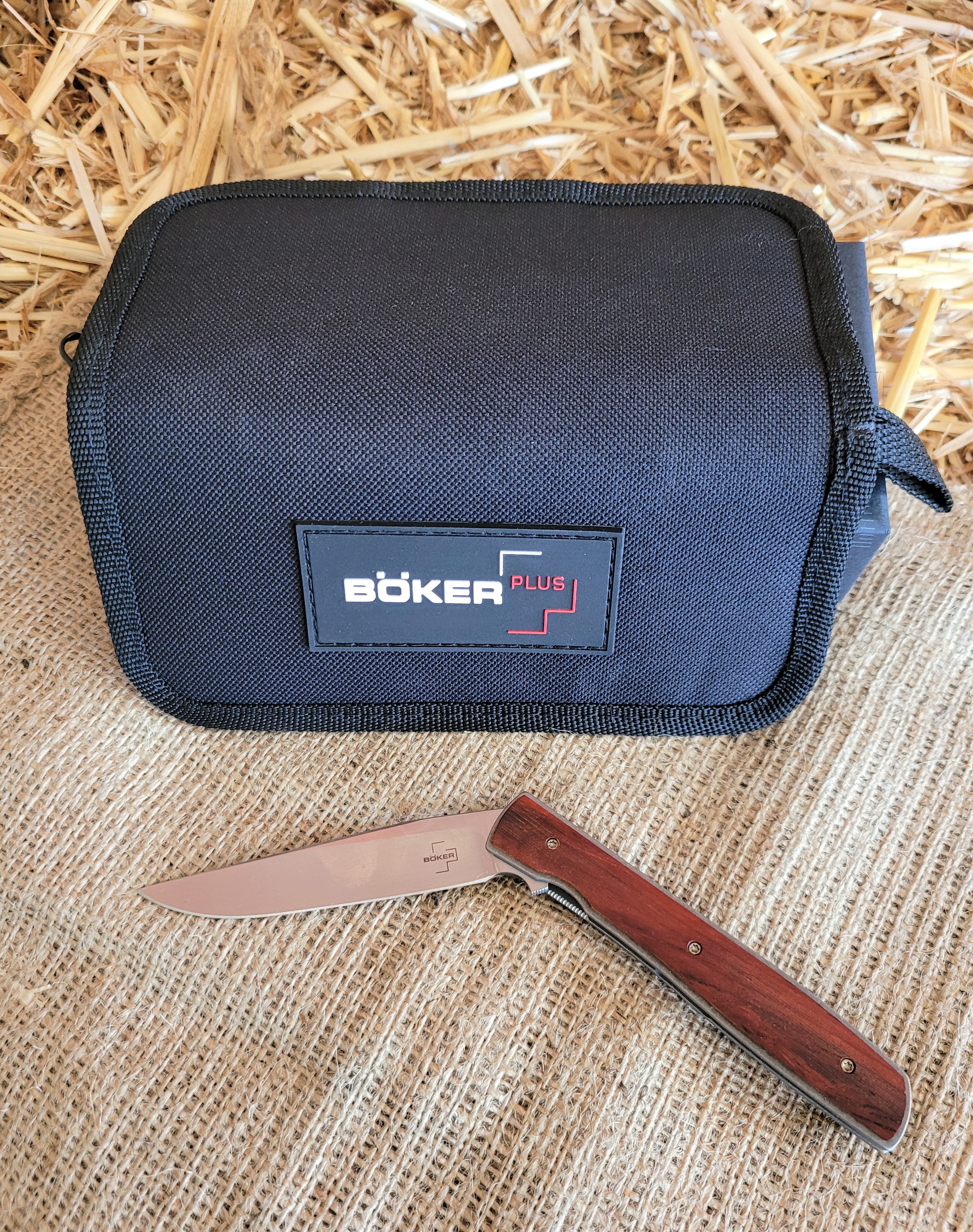 boker-plus-pocket-knife-red-wood-gw003574-.jpg