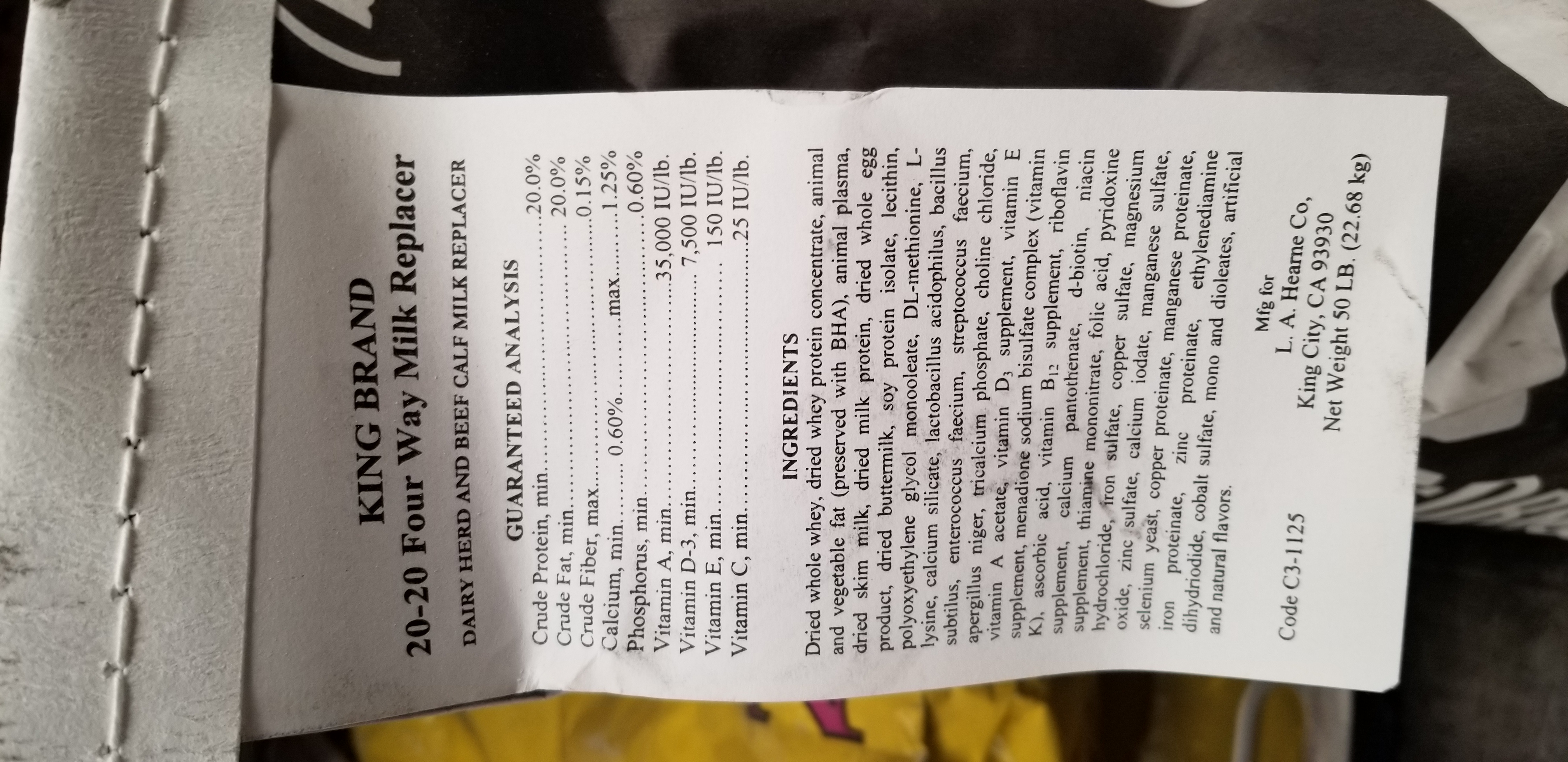 king-brand-milk-replacer-tag-of-ingredients-close-up-50-lb..jpg