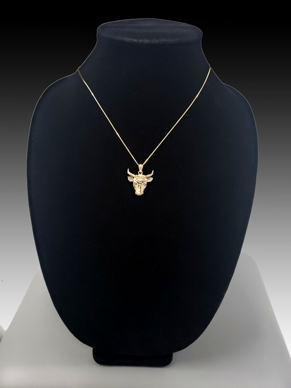 Gold PT Bulls Head Pendant & buy 18