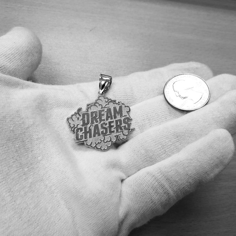 Dream Chasers DC Pendant & 24-Inch Figaro Chain – Hip Hop Necklace Set (MSP383)
