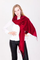 You will love every minute you spend wrapped up in this luxurious red Pashmina as it falls loosely. 