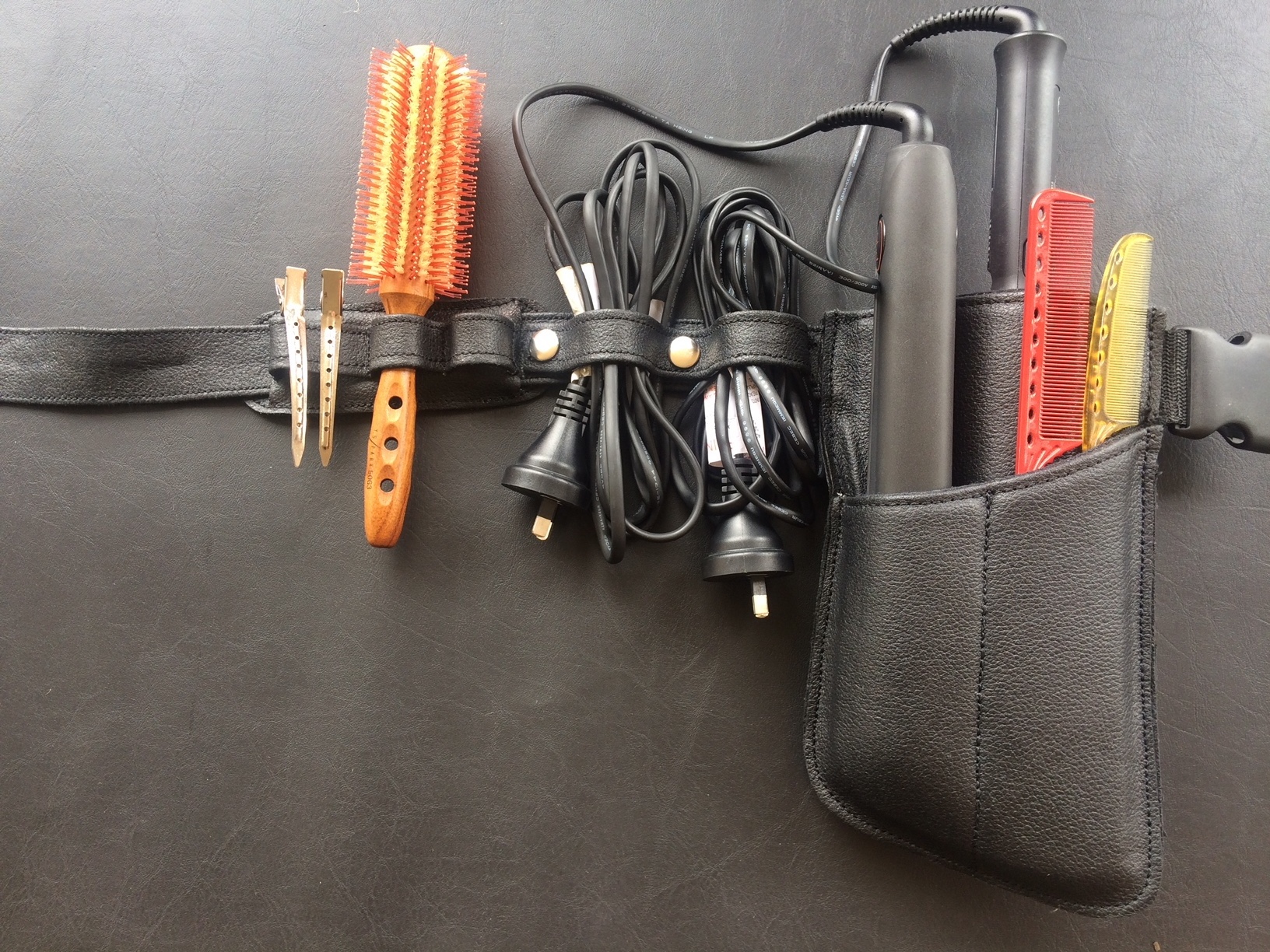 fronis-hair-hot-tool-pouch-brush-cord-and-clip-holders.jpg