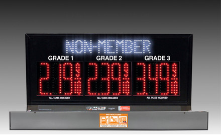 3 GRADES XL300 SERIES MEMBER/NON-MEMBER TOGGLING PUMP TOP LED FUEL PRICE SIGN WITH 4.75" LED DIGITS