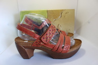 Naot  sandal Relate brick wedge SIZE 41/10