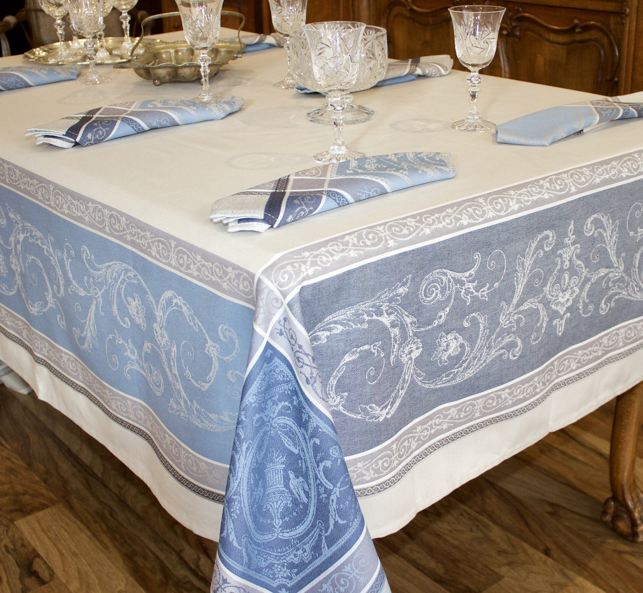 Versailles Ecru Blue Jacquard French Tablecloth 160x250cm 8seats Made