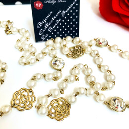 Camelia Pearls Necklace 50cm long + 5cm extention