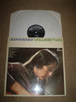 Joan Baez Volume 2 Vinyl LP Album, 1962 2nd pressing. Folk, Near Mint