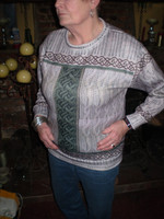 Lovely vintage designer screen printed sweater