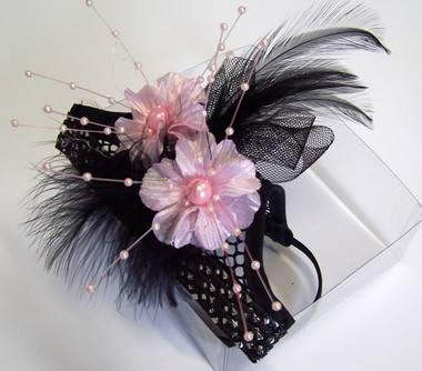 MB. Black mesh with Pink flowers and black feathers