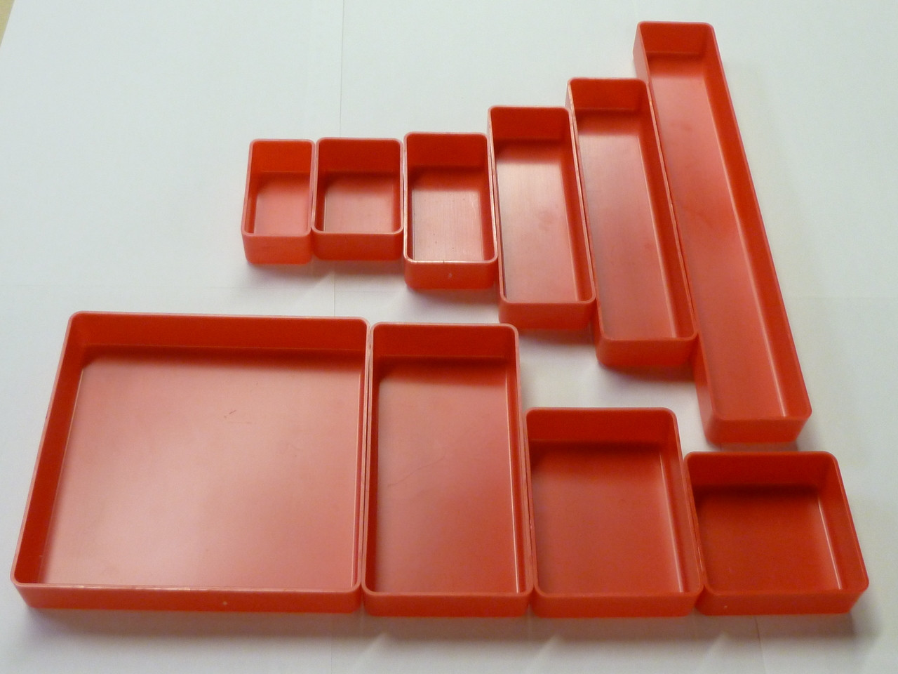 94 pc Red Plastic Box Assortment . 2 deep .Ten (10) sizes