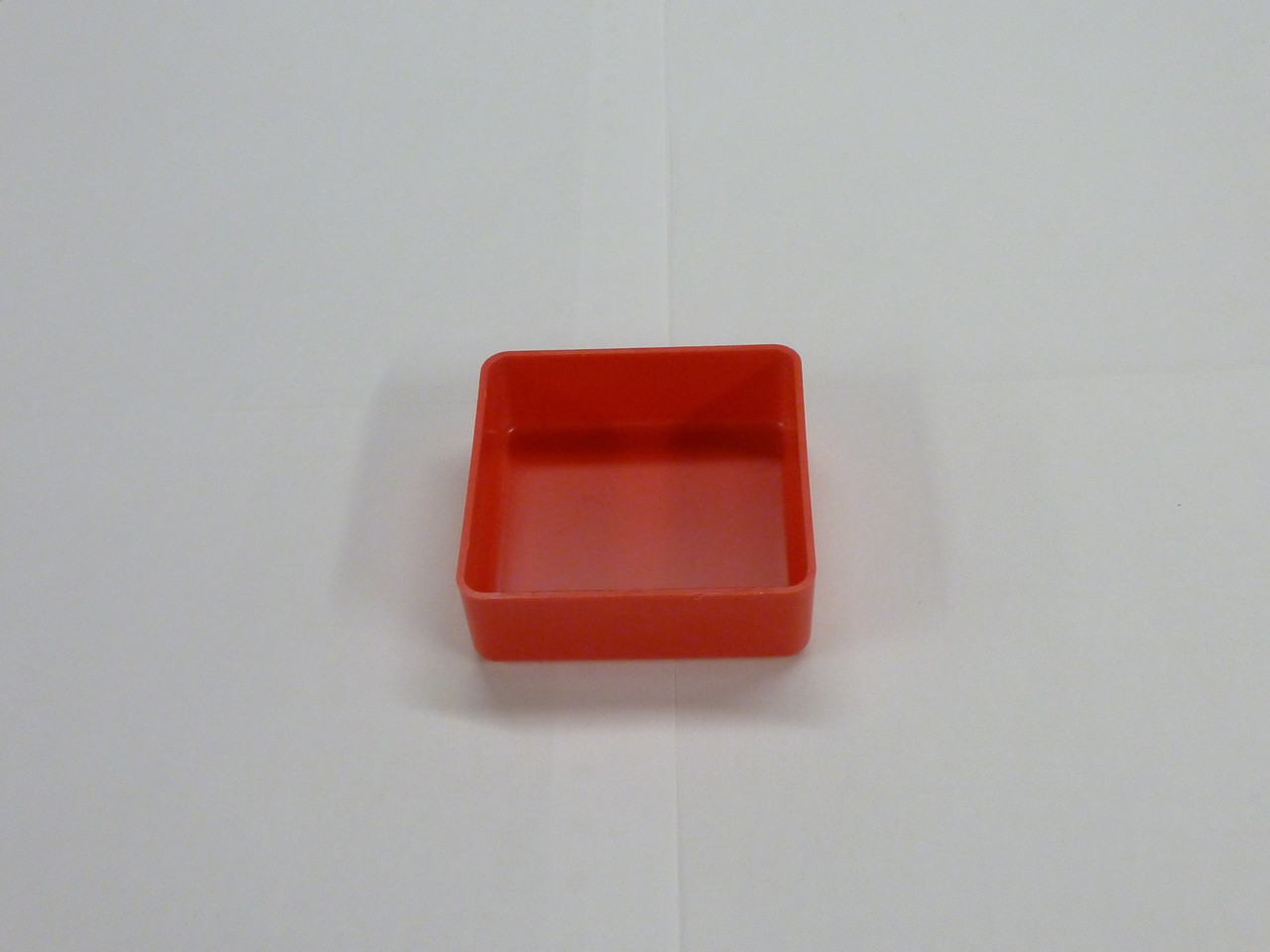 3 x 3 plastic box