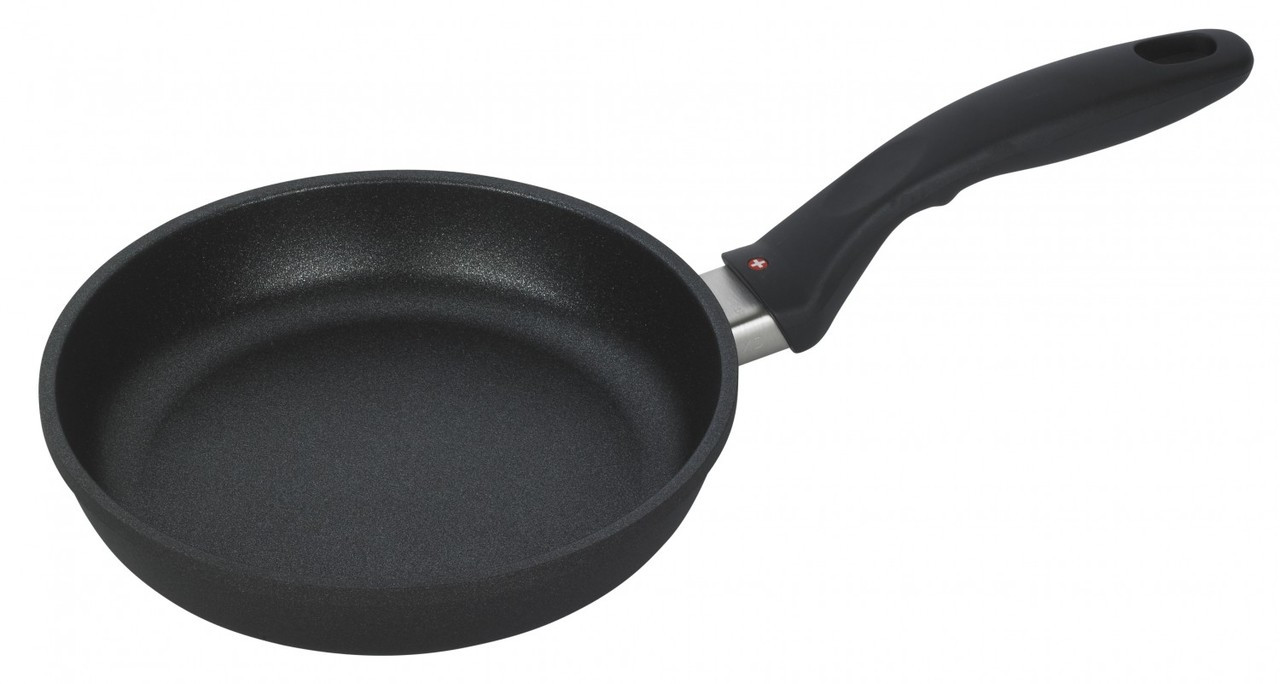 Swiss Diamond XD 8 Inch Non-Stick Frypan (XD6420)
