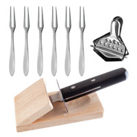 OGGI 9 Piece Oyster Set