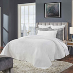 Orchids Lux Home Laguna Coverlet - White