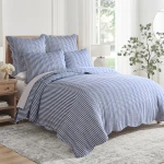 Levtex Home Martha Stripe Quilt Set - Navy