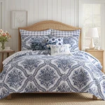 Levtex Home Lentana Quilt Set - Navy