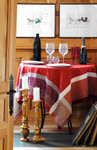 Jacquard Weave French Tablecloth - Barocos Red