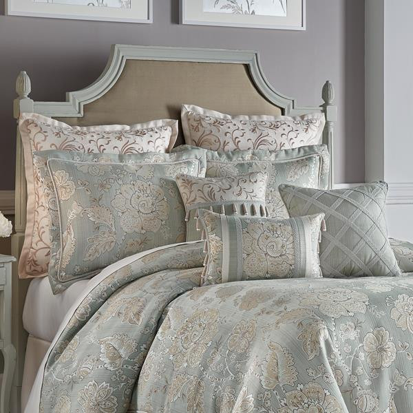 Croscill comforter online set