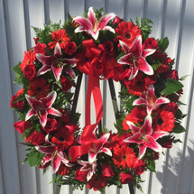 HEARTFELT CONDOLENCES WREATH