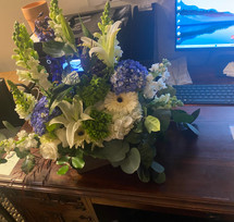 BLUE AND WHITE TABLE PIECE