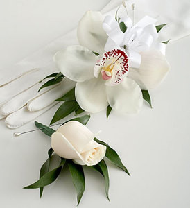 orchid corsage and boutonniere for prom