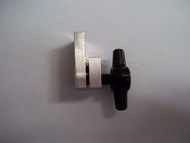 Old style blade holder used on 220-3 and older models.