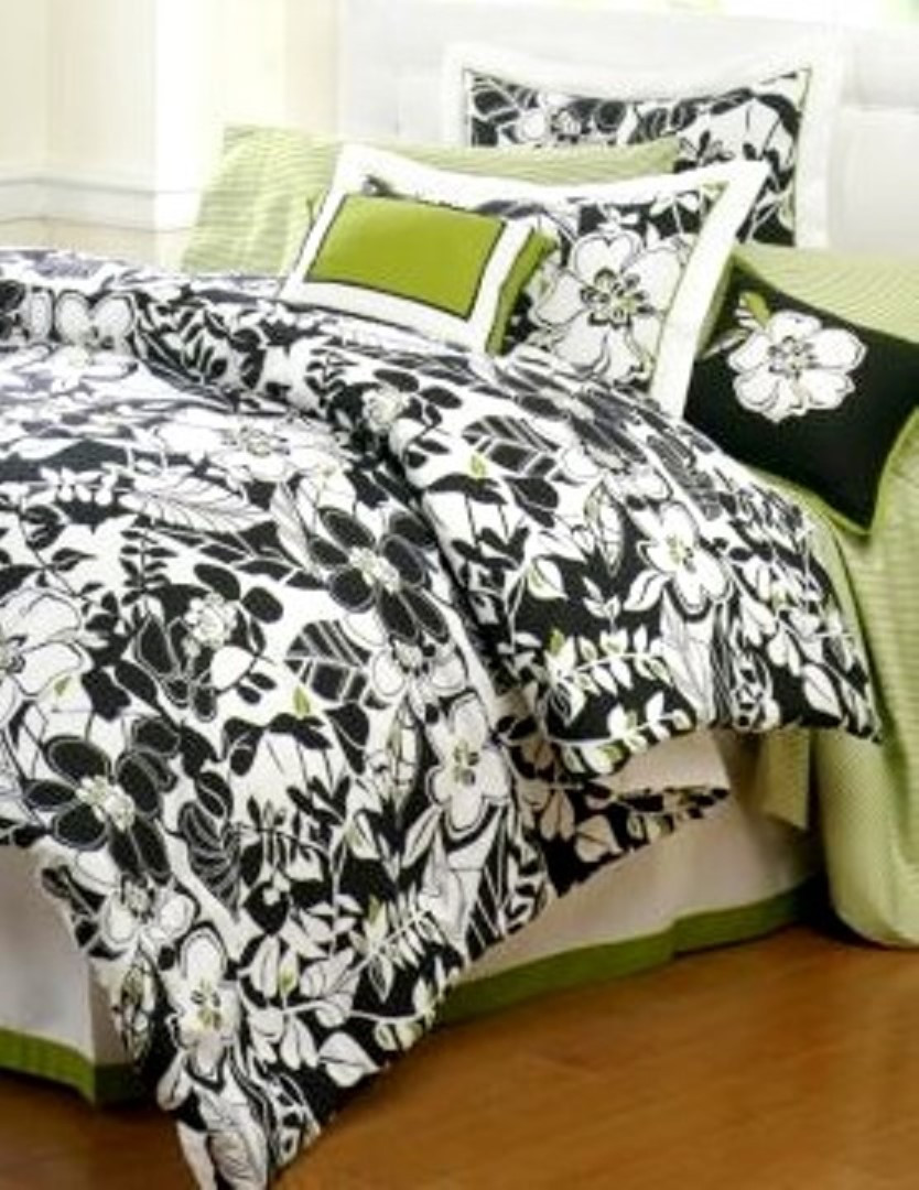 Queen Lorena Garcia Bliss Blue Green White Tropical Print Comforter