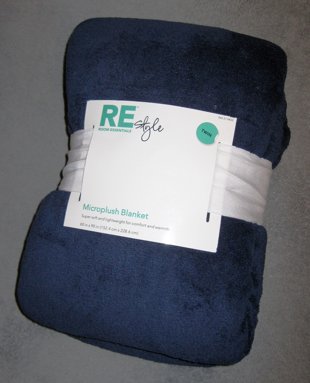Twin Re Room Essentials Lightweight Navy Supersoft Microplush Blanket Twin Re Room Essentials Lightweight Navy Supersoft Microplush Blanket